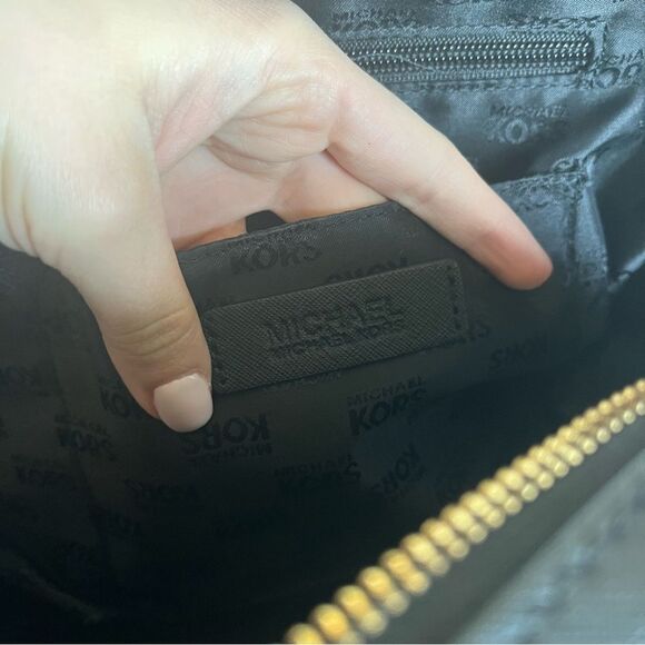 MICHAEL KORS Selma Jet Set Sandrine Dome Satchel Tote Shoulder Bag Crossbody - Picture 15 of 16